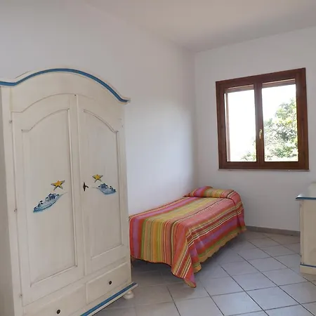 Agriturismo Istedduile Фермерский дом *
