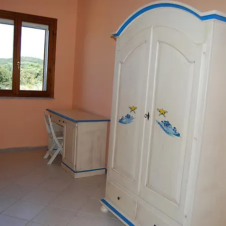 Agriturismo Istedduile Синискола