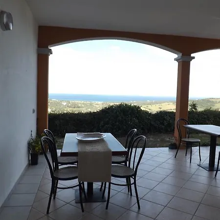 Agriturismo Istedduile Фермерский дом *