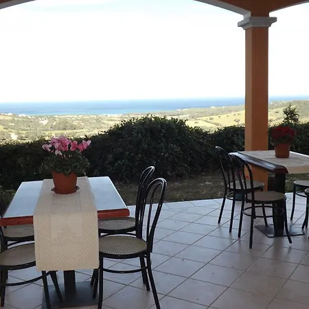 Agriturismo Istedduile *